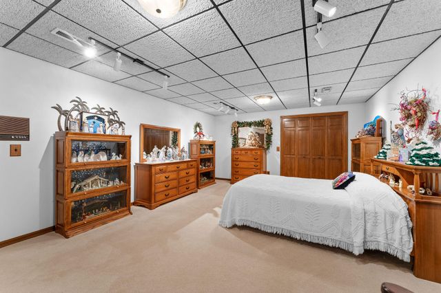 120 Quellhorst Drive, Isabella, MO 65676