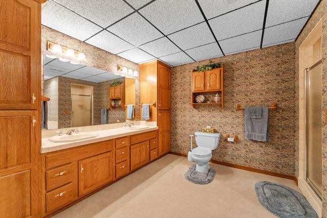 120 Quellhorst Drive, Isabella, MO 65676