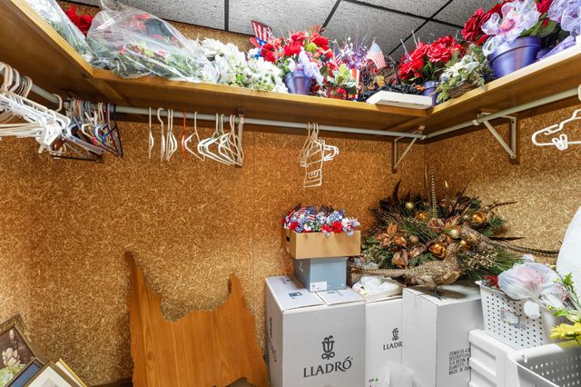 120 Quellhorst Drive, Isabella, MO 65676