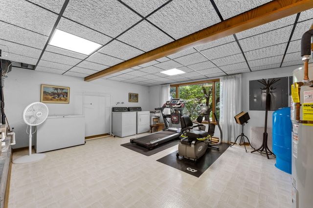 120 Quellhorst Drive, Isabella, MO 65676