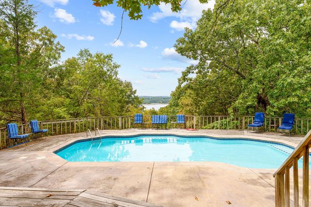 120 Quellhorst Drive, Isabella, MO 65676