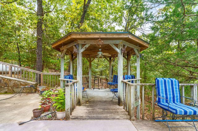 120 Quellhorst Drive, Isabella, MO 65676