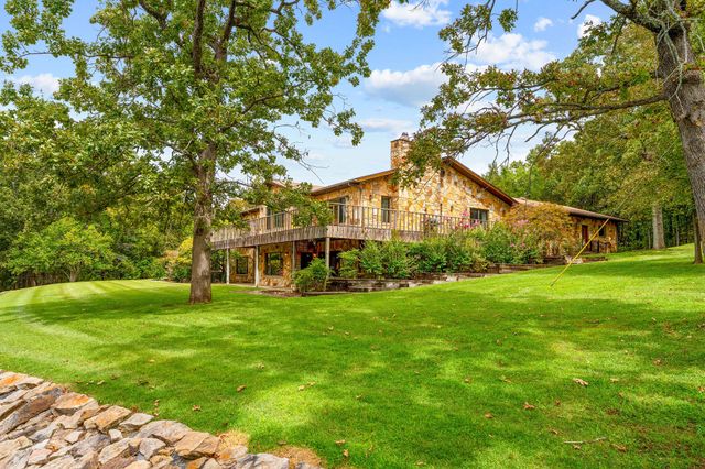 120 Quellhorst Drive, Isabella, MO 65676