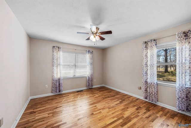 3410 Gault Avenue N, Fort Payne, AL 35967