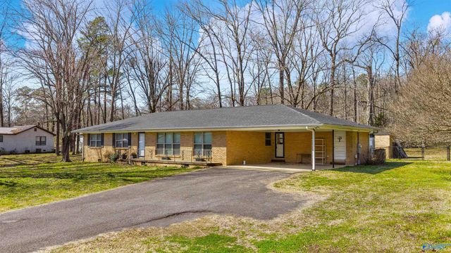3410 Gault Avenue N, Fort Payne, AL 35967