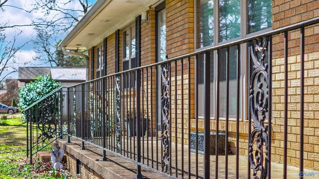 3410 Gault Avenue N, Fort Payne, AL 35967