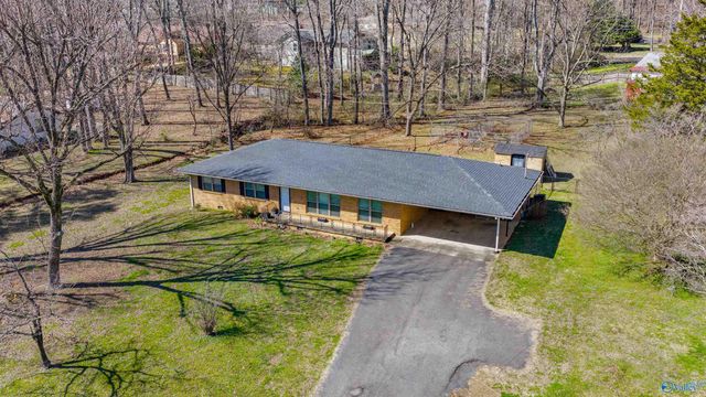 3410 Gault Avenue N, Fort Payne, AL 35967