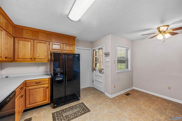 3410 Gault Avenue N, Fort Payne, AL 35967