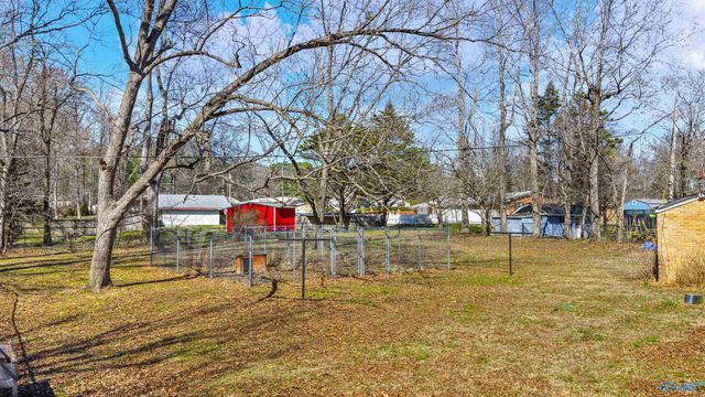 3410 Gault Avenue N, Fort Payne, AL 35967