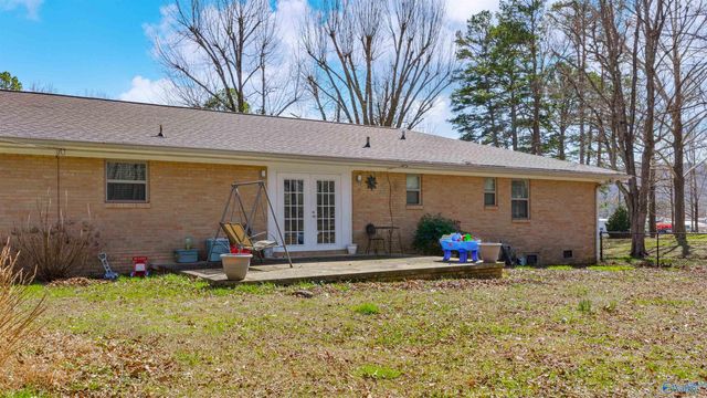 3410 Gault Avenue N, Fort Payne, AL 35967