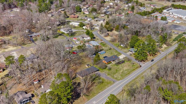 3410 Gault Avenue N, Fort Payne, AL 35967