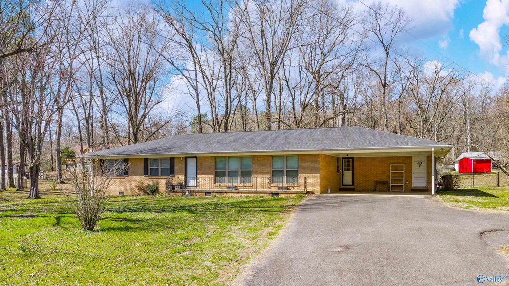 3410 Gault Avenue N, Fort Payne, AL 35967