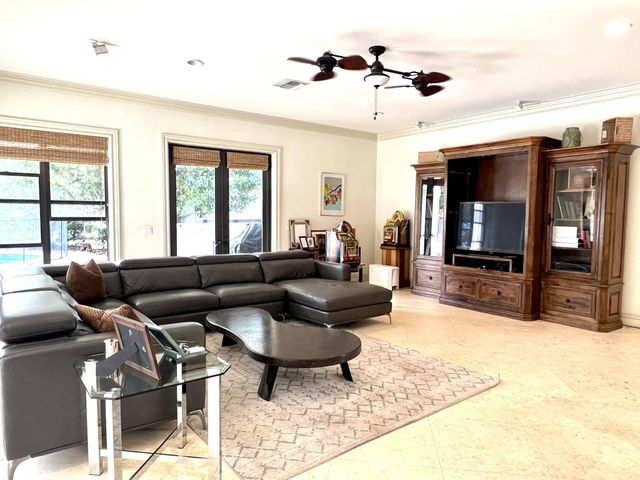 2957 Appaloosa Trail N, Wellington, FL 33414