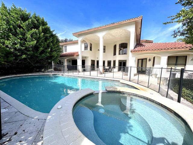 2957 Appaloosa Trail N, Wellington, FL 33414