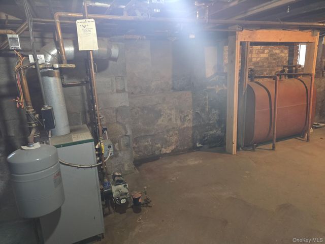 32 N Clover Street, Poughkeepsie, NY 12601