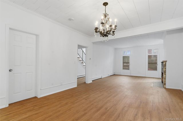 32 N Clover Street, Poughkeepsie, NY 12601