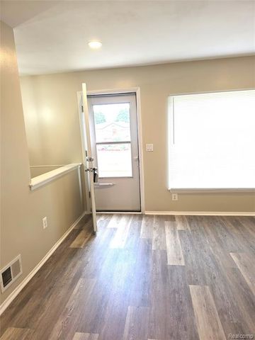 6862 Burr Street, Taylor, MI 48180