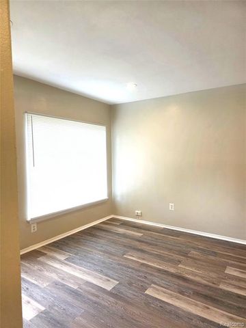 6862 Burr Street, Taylor, MI 48180
