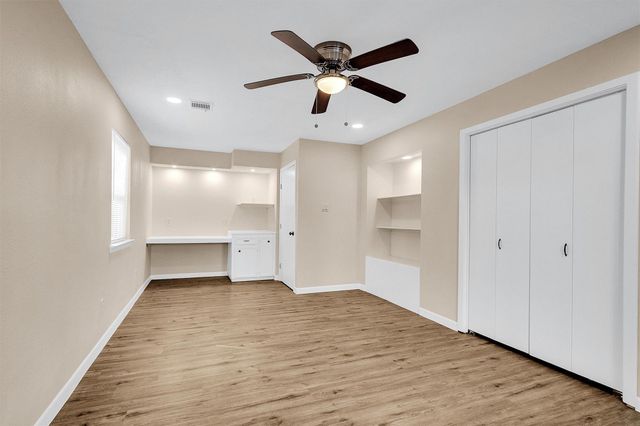 2018 Wickersham Drive, Huntsville, TX 77340