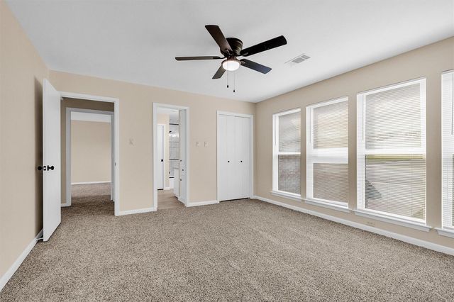 2018 Wickersham Drive, Huntsville, TX 77340