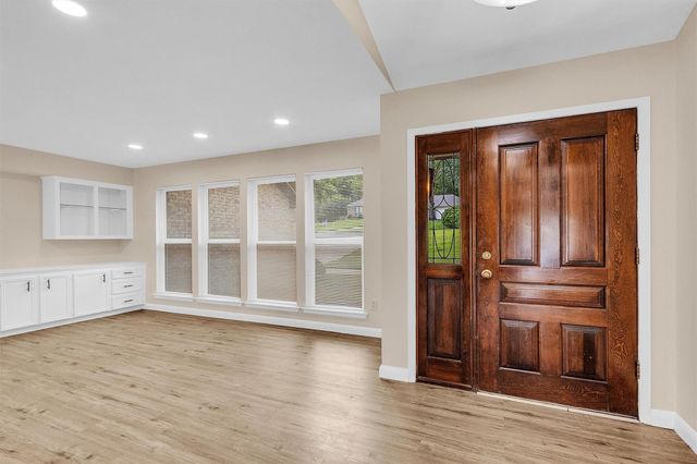 2018 Wickersham Drive, Huntsville, TX 77340