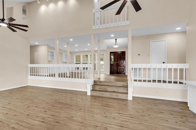 2018 Wickersham Drive, Huntsville, TX 77340