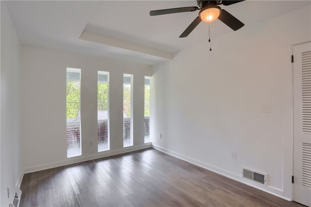 2513 Grove Rd, South Park, PA 15129
