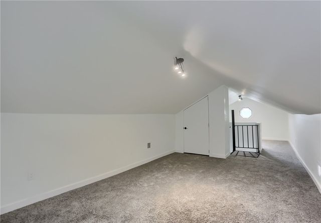 2513 Grove Rd, South Park, PA 15129