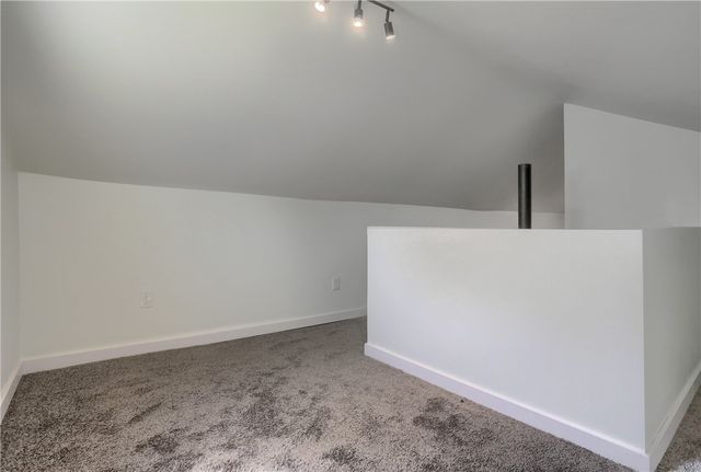 2513 Grove Rd, South Park, PA 15129