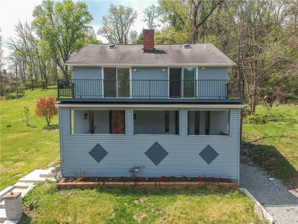 2513 Grove Rd, South Park, PA 15129