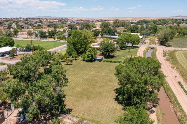 535 TONDRE Road NW, Los Lunas, NM 87031