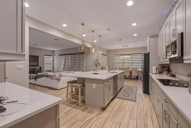 8815 NW 37th Dr, Coral Springs, FL 33065