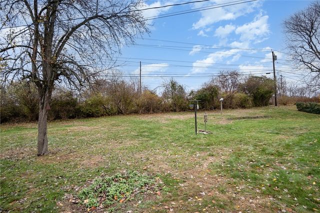 19 Del Verde Rd, Gates, NY 14624