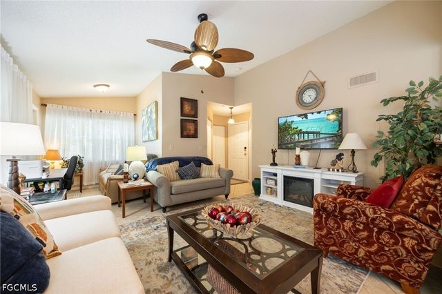12591 Equestrian CIR 1210, Fort Myers, FL 33907