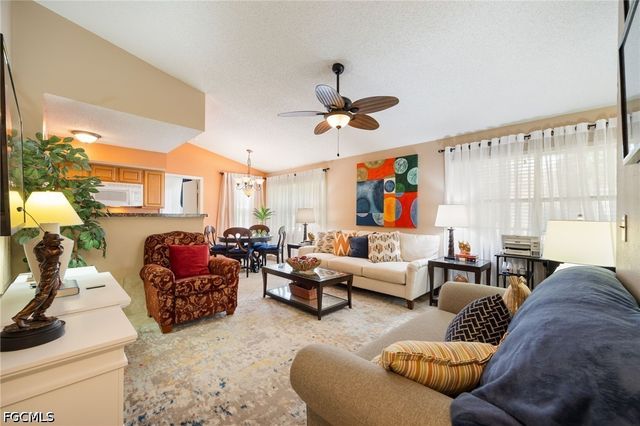 12591 Equestrian CIR 1210, Fort Myers, FL 33907