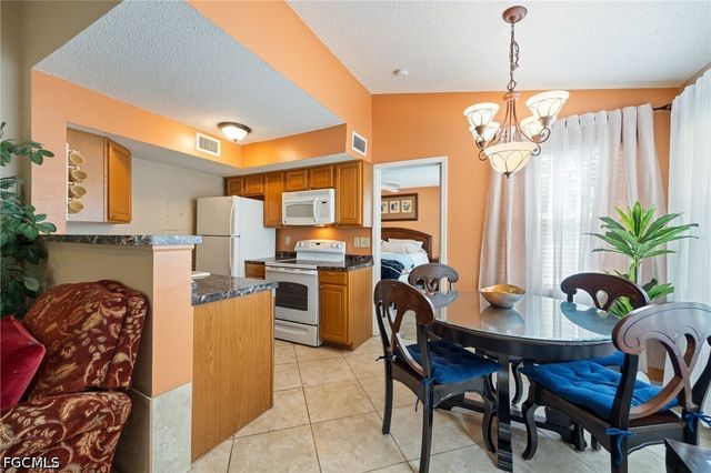 12591 Equestrian CIR 1210, Fort Myers, FL 33907