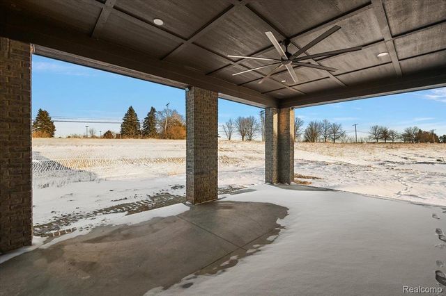 67736 Overlook Trail, Washington Township, MI 48095