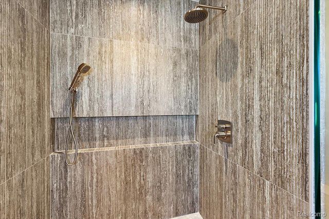 67736 Overlook Trail, Washington Township, MI 48095