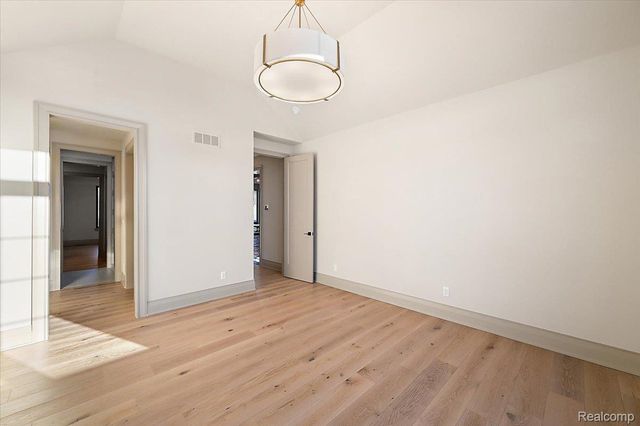 67736 Overlook Trail, Washington Township, MI 48095