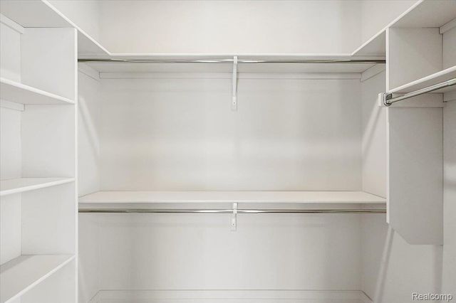 67736 Overlook Trail, Washington Township, MI 48095