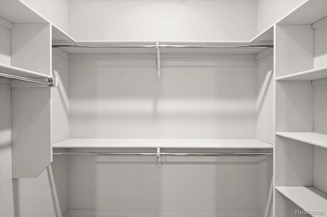 67736 Overlook Trail, Washington Township, MI 48095