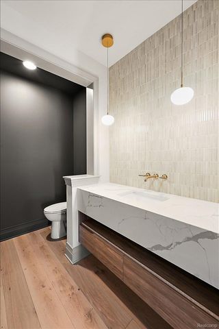 67736 Overlook Trail, Washington Township, MI 48095