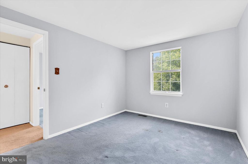 Image 19 of property listing at 1066 SAYBROOK HARBOUR, Pasadena, MD 21122