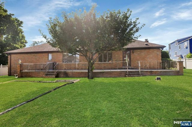 733 1st Street, Lyndhurst, NJ 07071