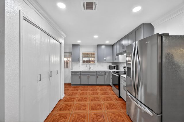 3314 Boynton Drive, Houston, TX 77045