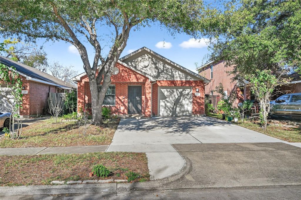 3314 Boynton Drive, Houston, TX 77045