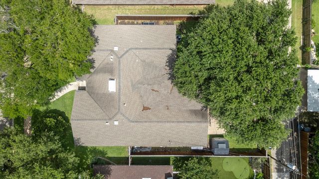7830 La Sobrina Drive, Dallas, TX 75248
