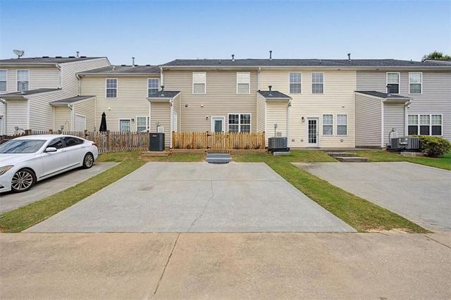 4709 Liberty Square Drive, Acworth, GA 30101