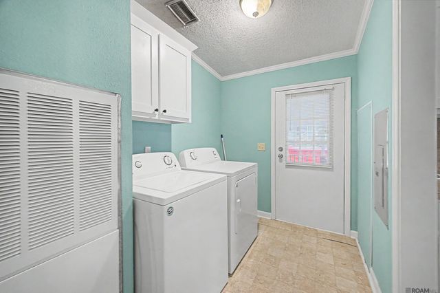 18586 River Bend Rd, Maurepas, LA 70449