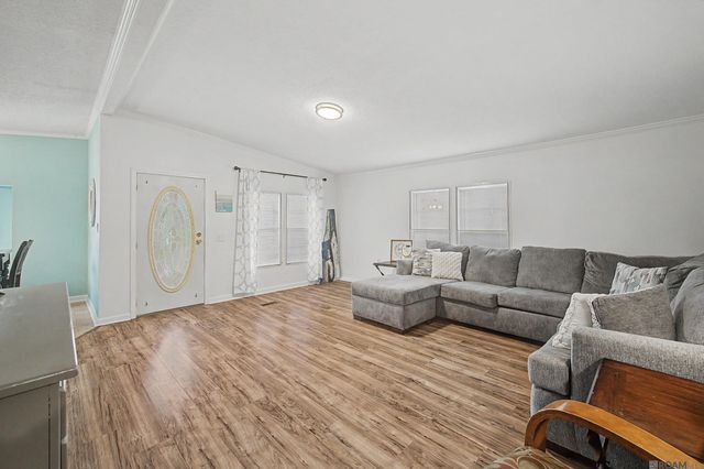 18586 River Bend Rd, Maurepas, LA 70449